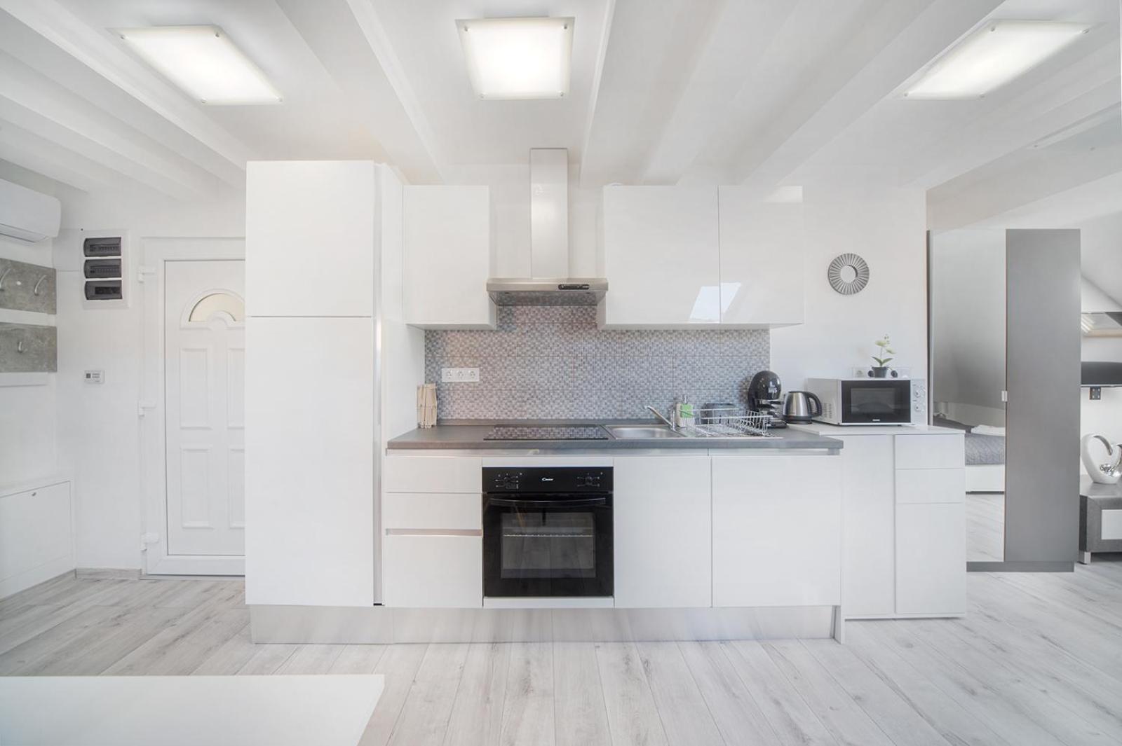 Agoston Apartman 1-2 - Lora,Marci Pécs Exteriör bild